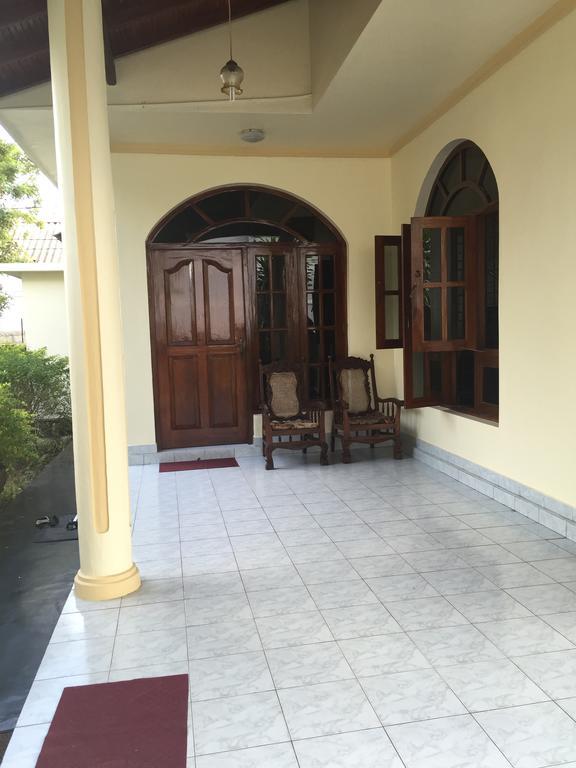 Bolonghes Homestay Negombo Extérieur photo